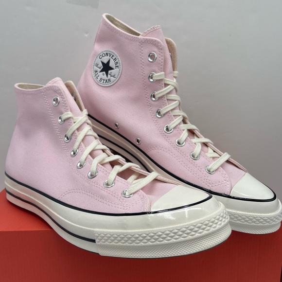 Converse Men’s A10527F
CHUCK 70 HI
PINK FROSTING/EGRET/BLACK High-Top Sneakers - Picture 4 of 16